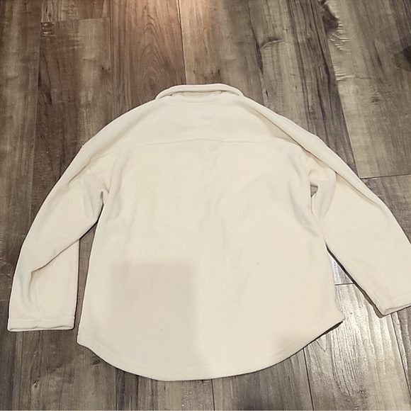 SHEIN Fleece Shacket - Picture 3 of 4